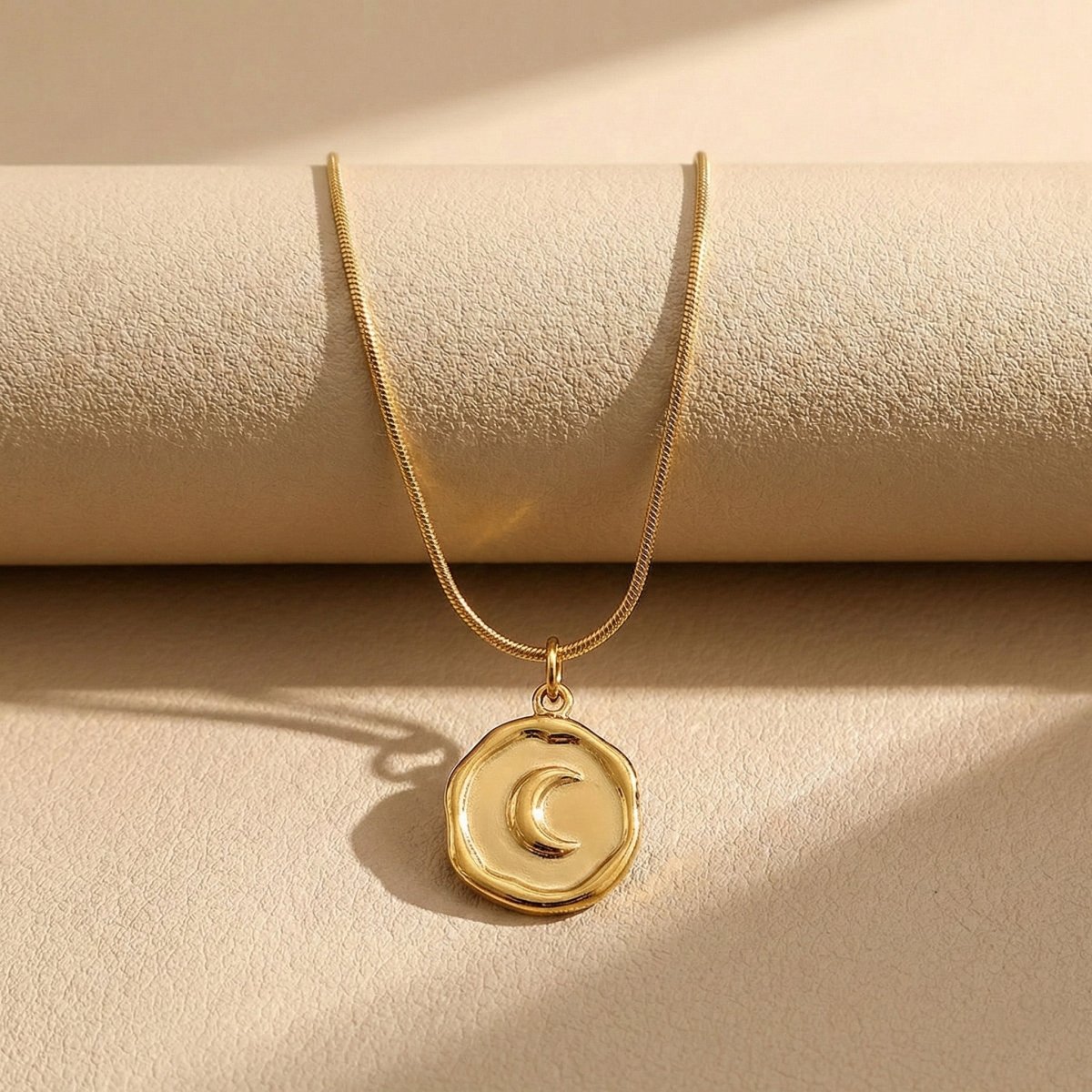 Ketten - Kette mit Symbol - Anhänger - Gold - kn-100-mond-gold - Beau Soleil Jewelry