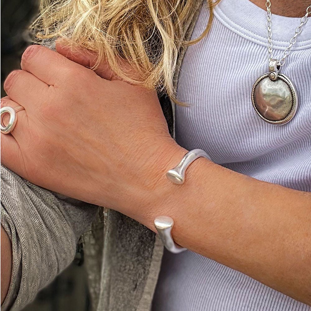 Armbänder - Massives Spangen-Armband- Ein Statement für jeden Anlass A968 - Silber - A968-silber - Beau Soleil Jewelry