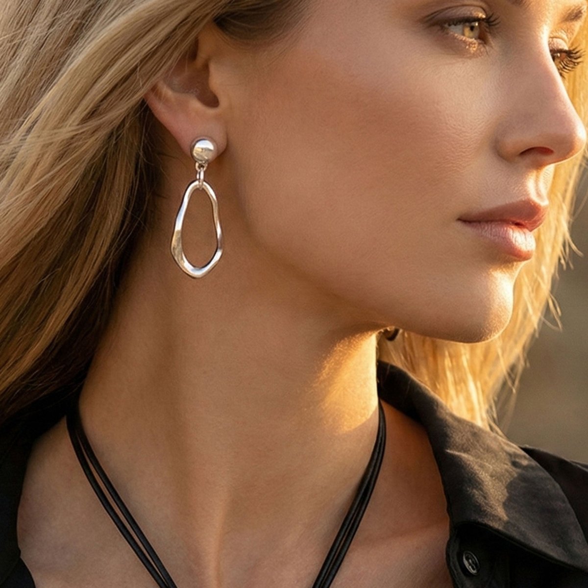 Leder Ohrhänger Ohrringe - Elegante lange Ohrringe mit organischer Oval - Form - O364 - Beau Soleil Jewelry