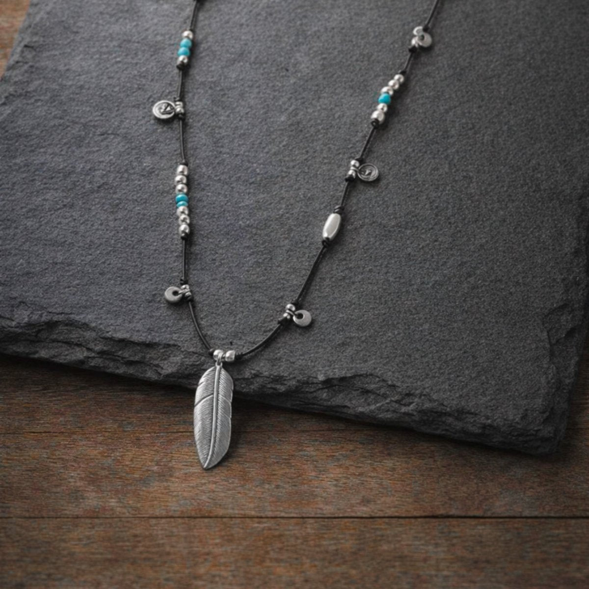 Ketten - Lederkette Feder Anhänger K294 - Braun - K294-braun - Beau Soleil Jewelry