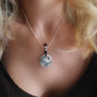 Ketten - Kugelkette Collier mit Münzanhänger - Braun - K224 - Beau Soleil Jewelry